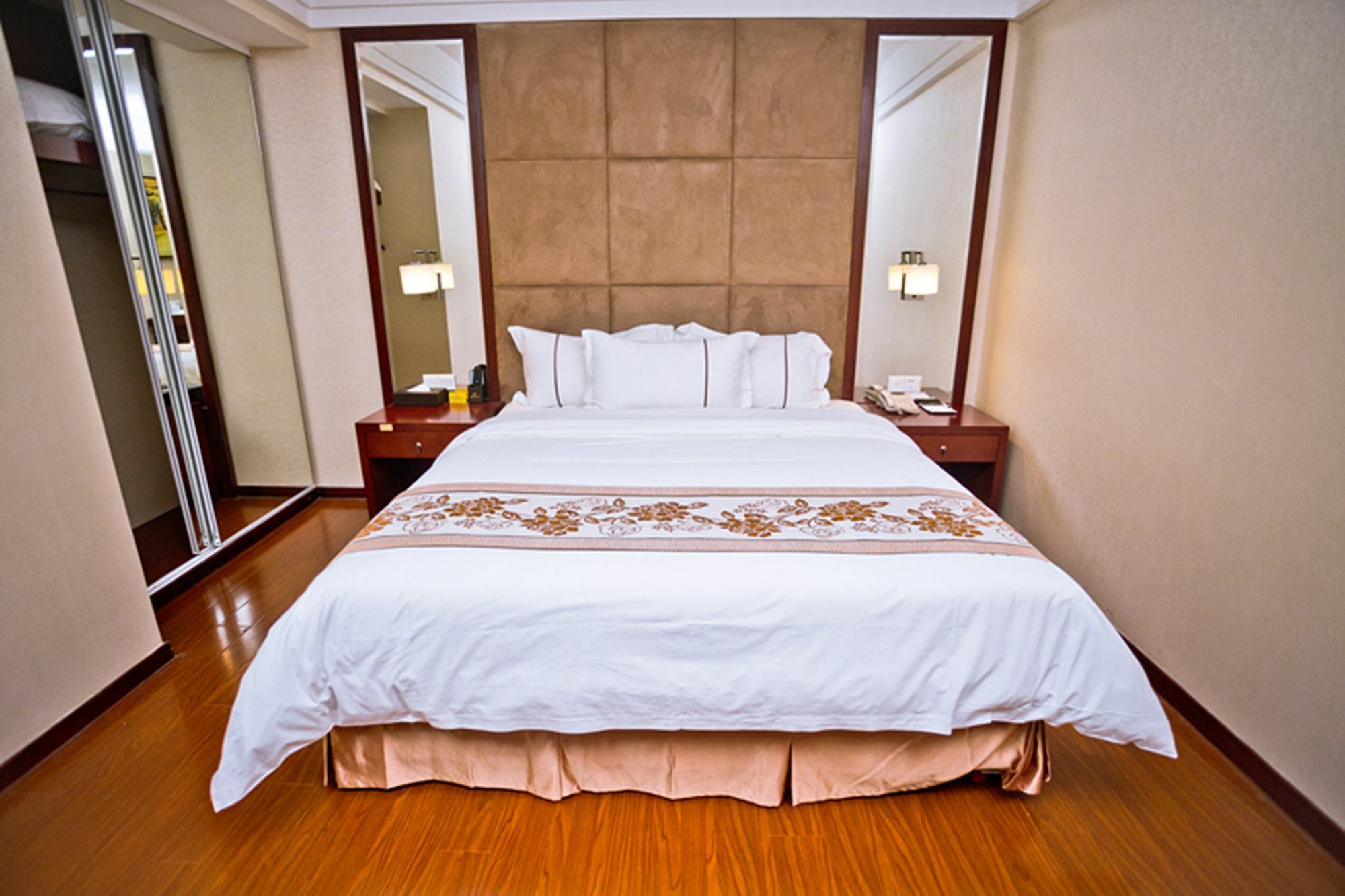 หมิงซิน โฮเทล Hotel กวางโจว ภายนอก รูปภาพ